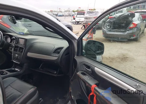 2018 Dodge Grand Caravan Gt из США, поврежденный, VIN 2C4RDGEG7JR284597